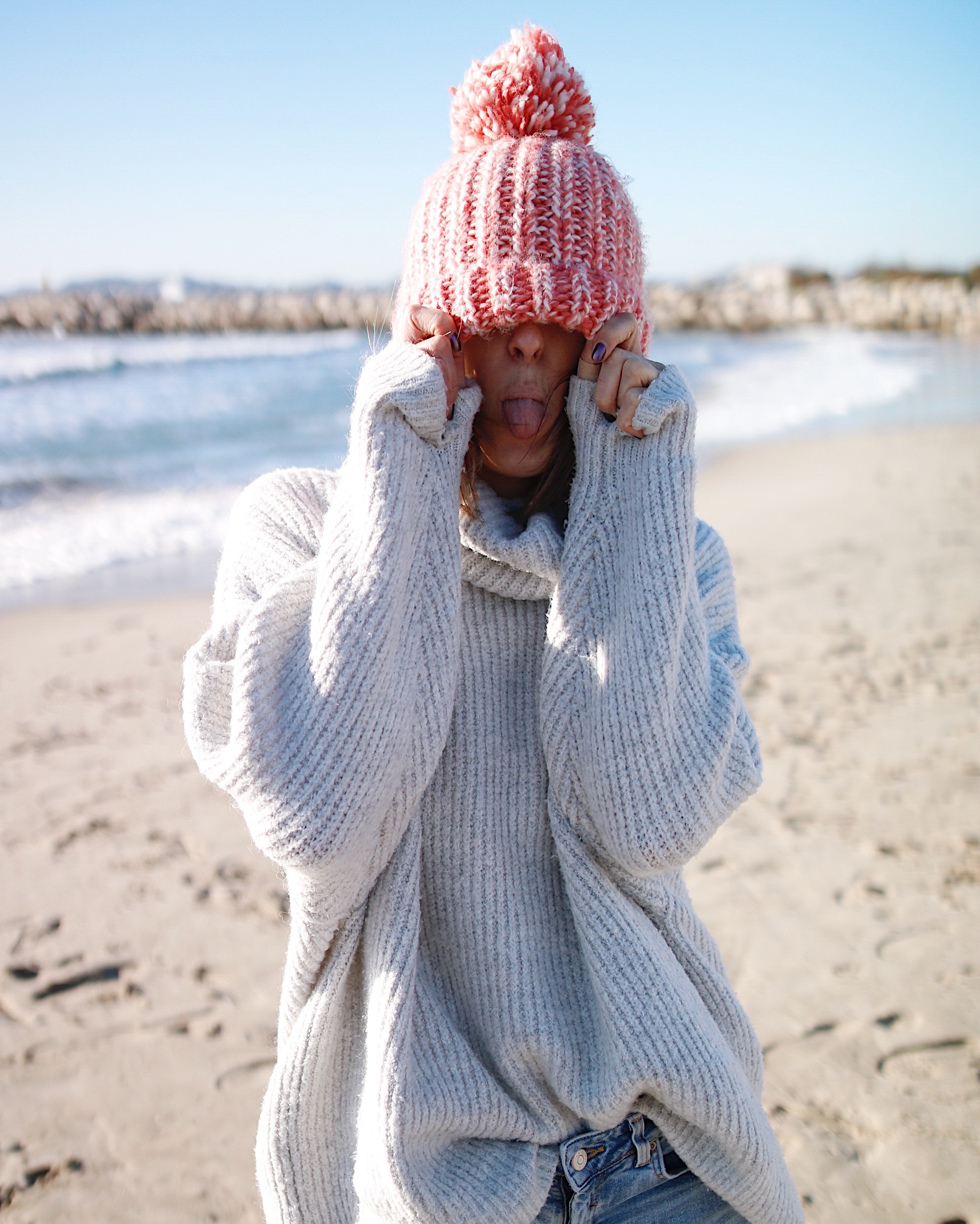 BEACH DAY with Natcho, oversize int sweater, bonnet orse, beach girl