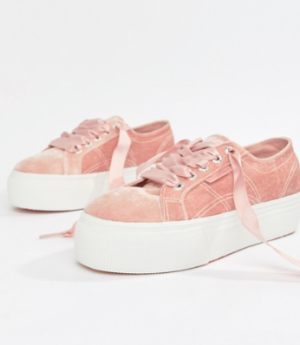 SUPERGA – BASKETS À PLATEFORME EN VELOURS – ROSE