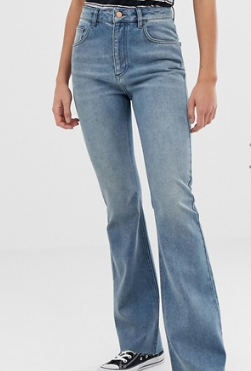 Reclaimed Vintage – The ’99 – Jean évasé – Délavé bleu moyen