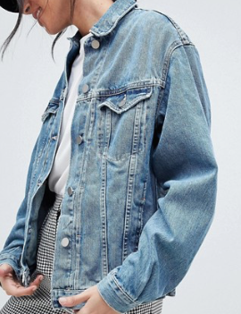 ASOS DESIGN Tall – Veste en jean style girlfriend – Bleu délavé moyen