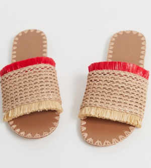 Stradivarius – Sandales plates en raphia