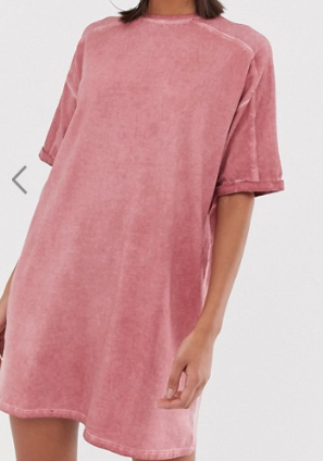 ASOS DESIGN – Robe t-shirt délavée avec manches retroussées