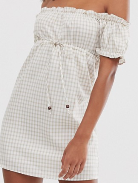 Fashion Union – Robe courte style Bardot à carreaux vichy