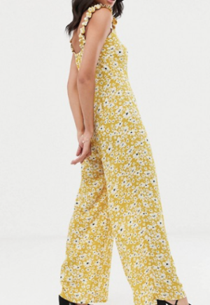 Vila – Combinaison à fleurs avec volants aux épaules