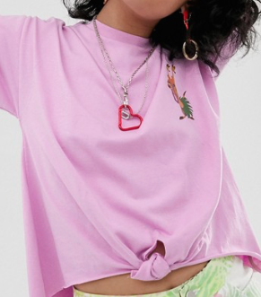 Disney The Lion King x ASOS DESIGN – T-shirt avec nœud sur l’avant et imprimé Timon