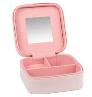 Boîte à bijoux écrue et pompon rose MAISONS DU MONDE