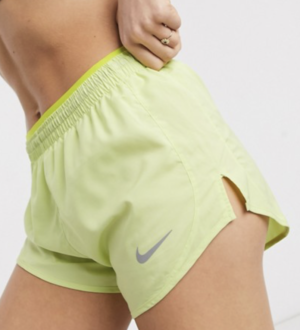 Nike – Tempo – Short 3 pouces – Vert citron