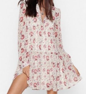 Robe babydoll fleurie en mousseline Pas besoin de ton bouquet NASTY GAL