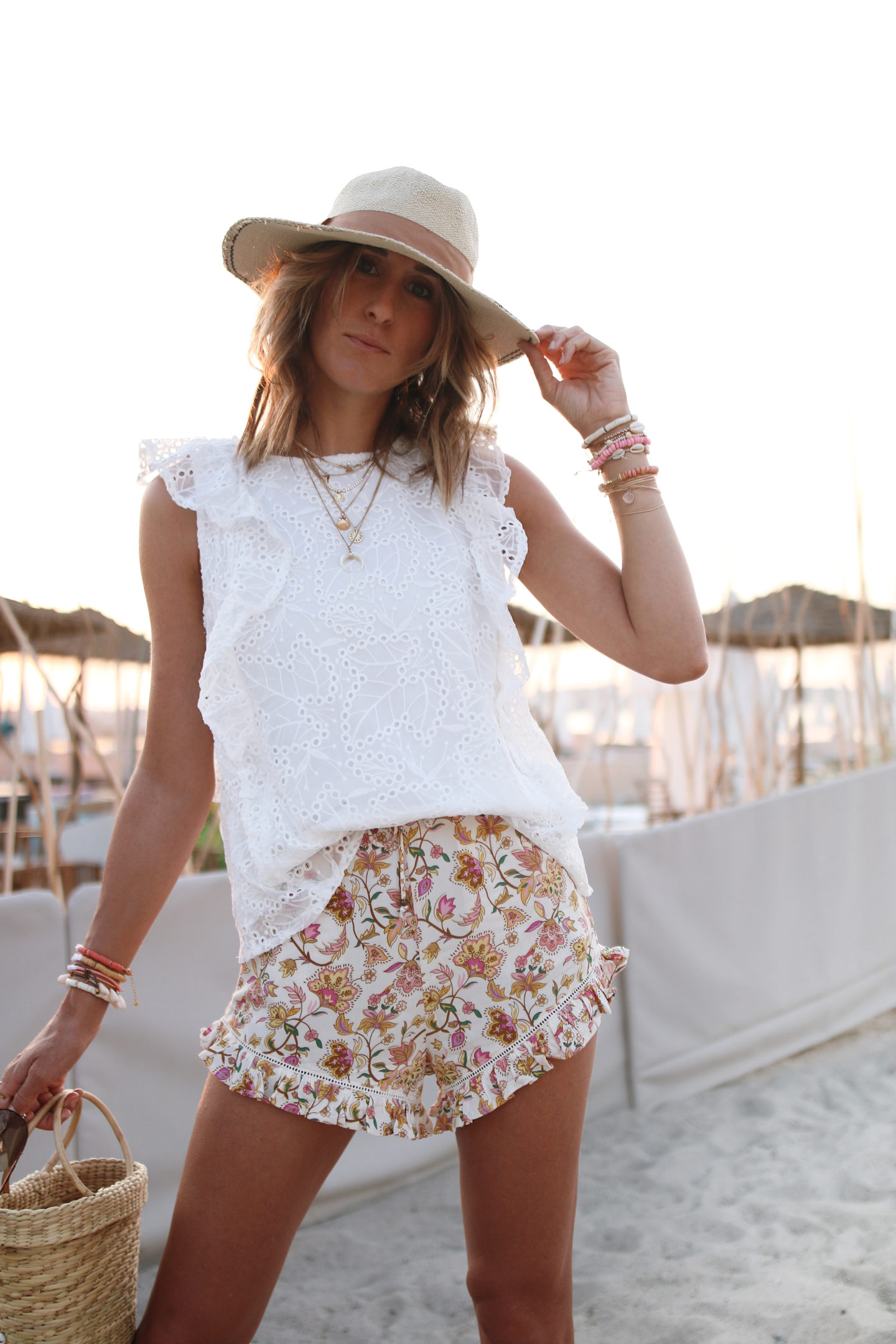 @chon.and.chon summer outfit, white top