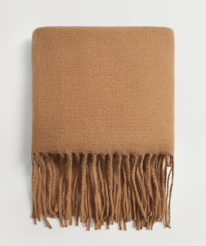 Écharpe à franges en laine MANGO