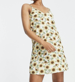 Monki – Rory – Robe courte à bretelles en matière recyclée avec imprimé tournesol