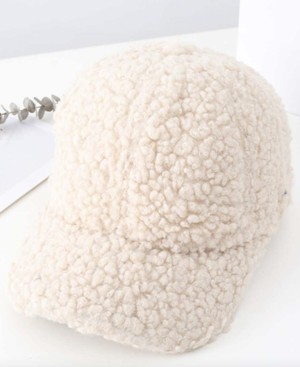 casquette peau de mouton beige she in