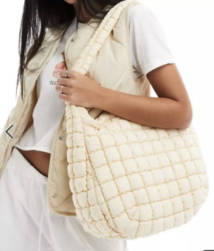 Glamorous – Sac porté épaule oversize en nylon matelassé – Crème