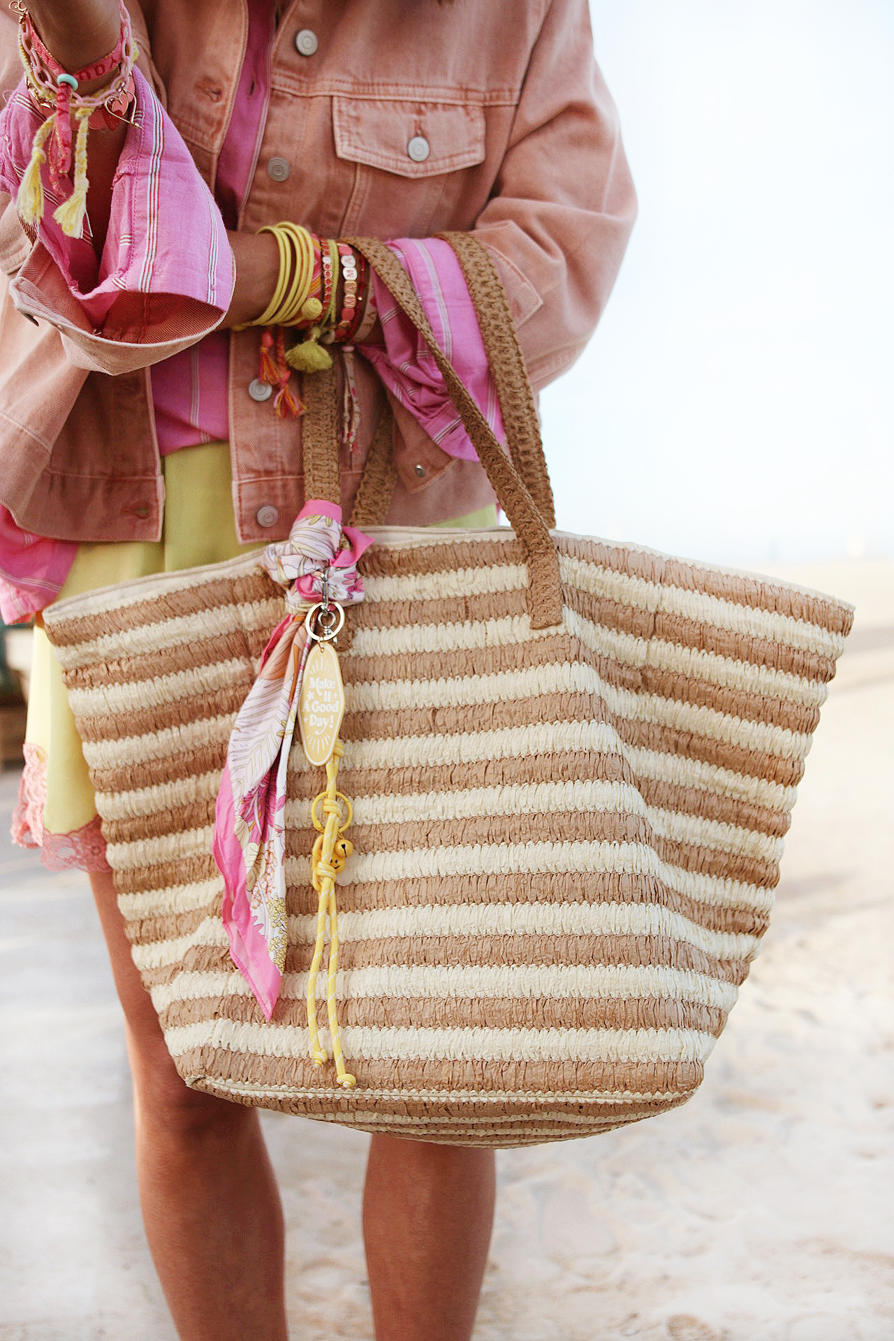 www.chonandchon.com jupe courte satin jaune et rose