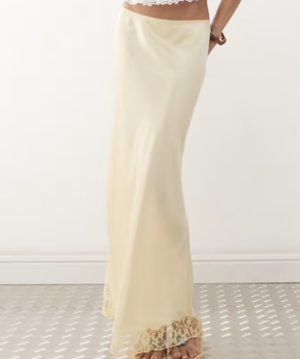 Reclaimed Vintage – Jupe mi-longue en satin avec bordure en dentelle – Jaune beurre