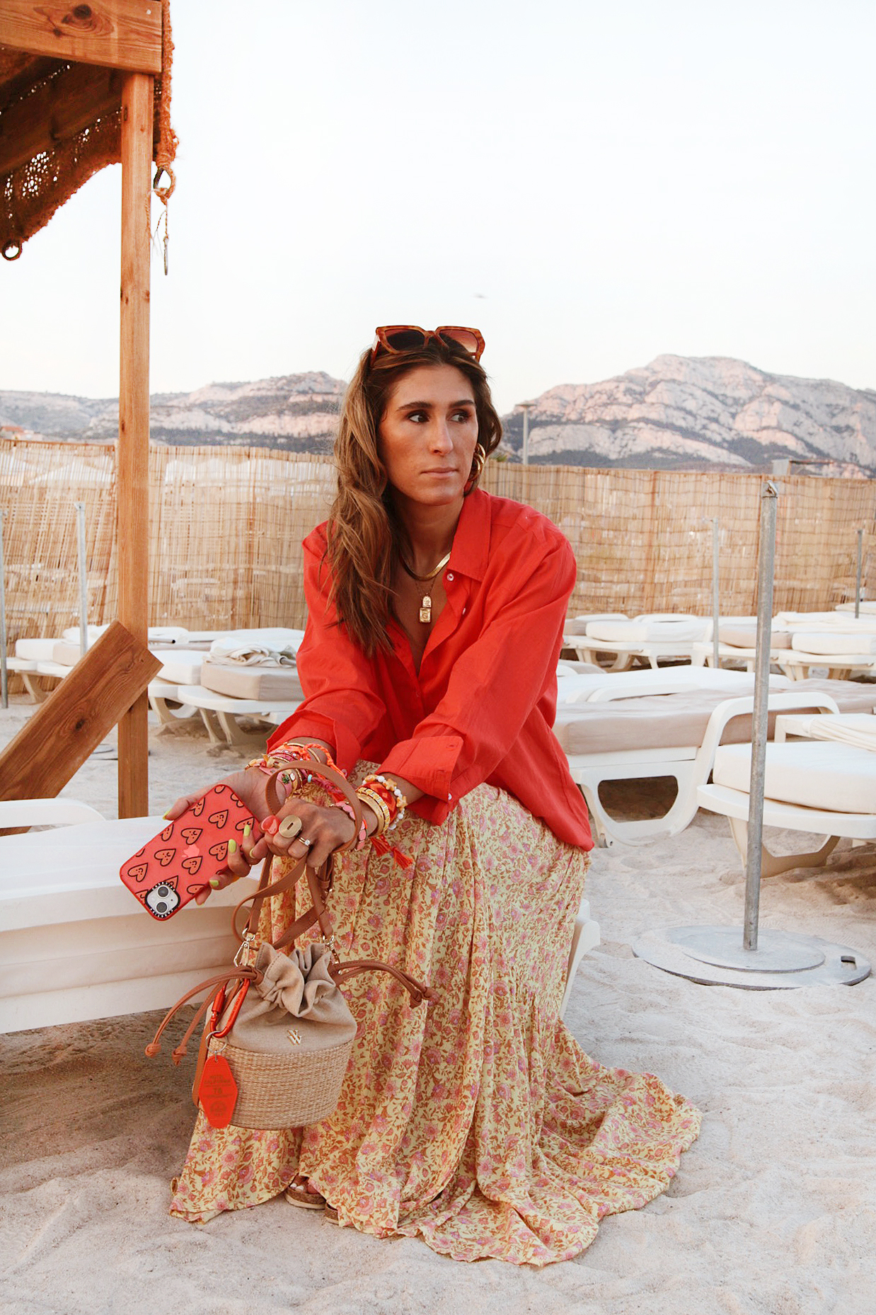 www.xhonandchon.com jupe longue jaune billabong chemise corail maison 123