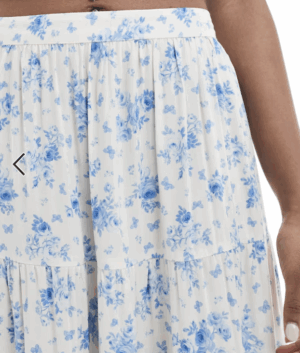 Miss Selfridge – Jupe longue à fleurs et volants fendue sur le côté – Bleu