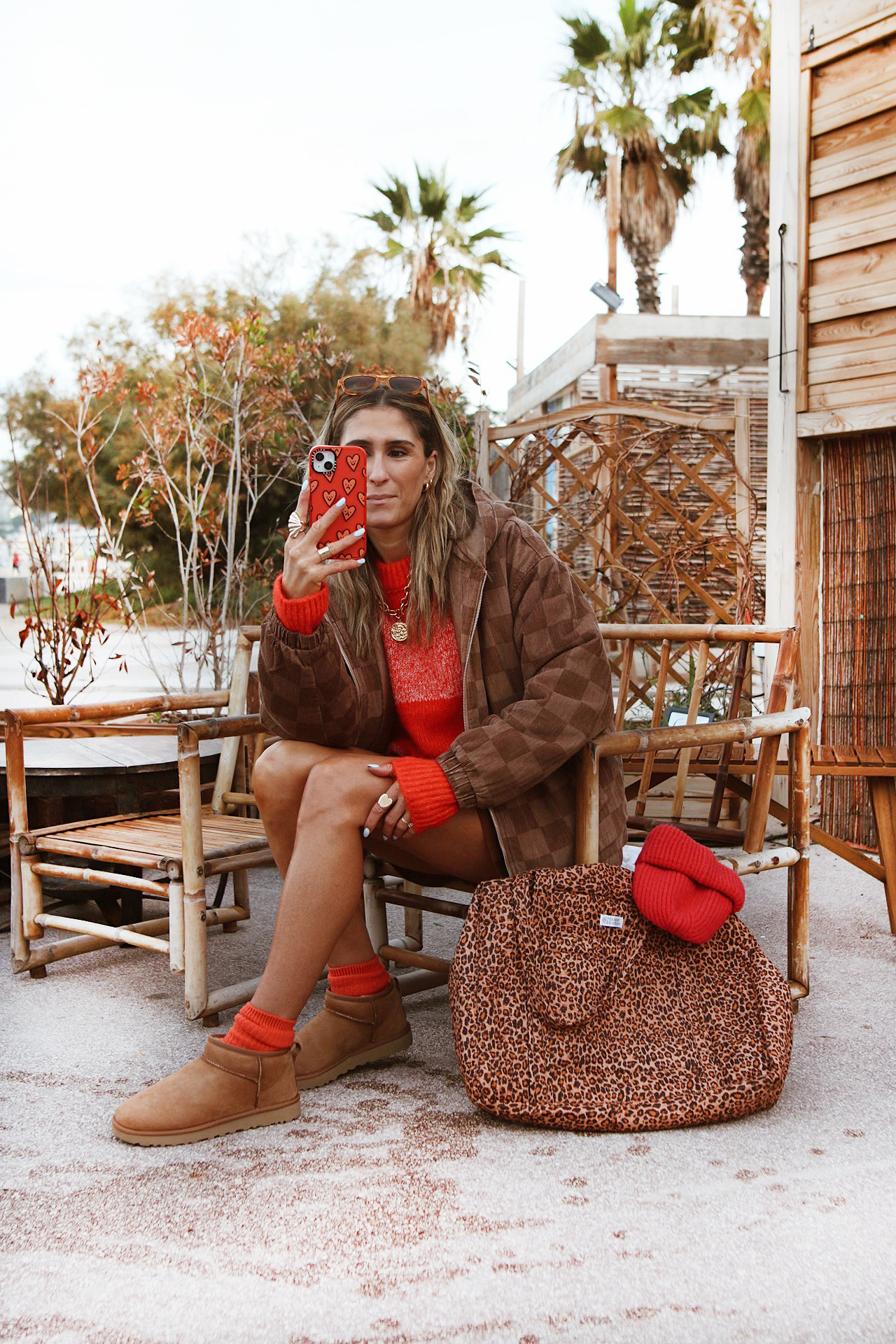 www.chonandchon.com veste Roxy marron carreaux pull rouge Ugg mini classic camel chausettes rouge sac léopard
