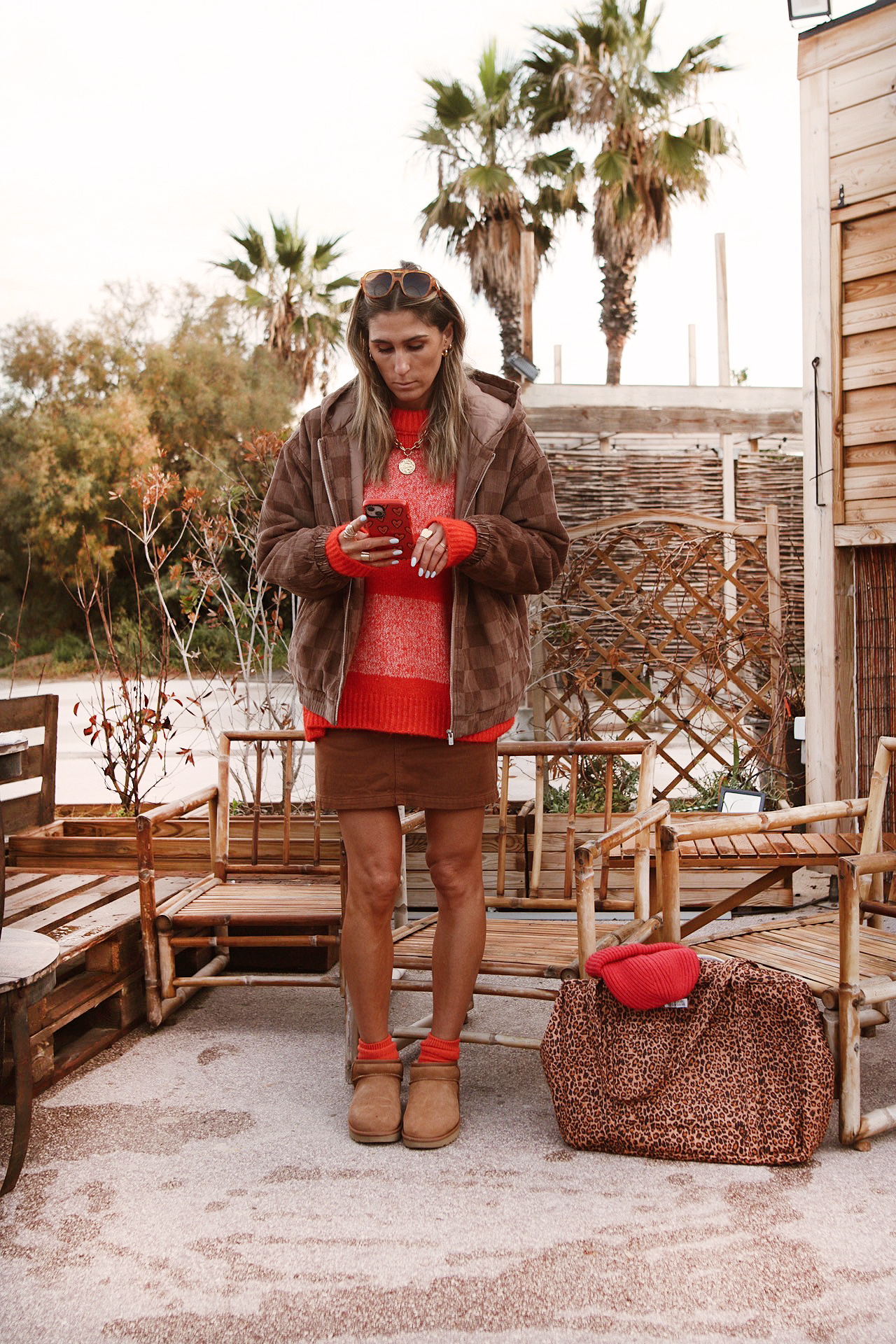 www.chonandchon.com veste Roxy marron carreaux pull rouge Ugg mini classic camel chausettes rouge sac léopard