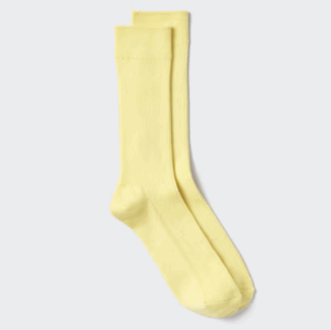 chaussettes hautes colorées jaune uniqlo