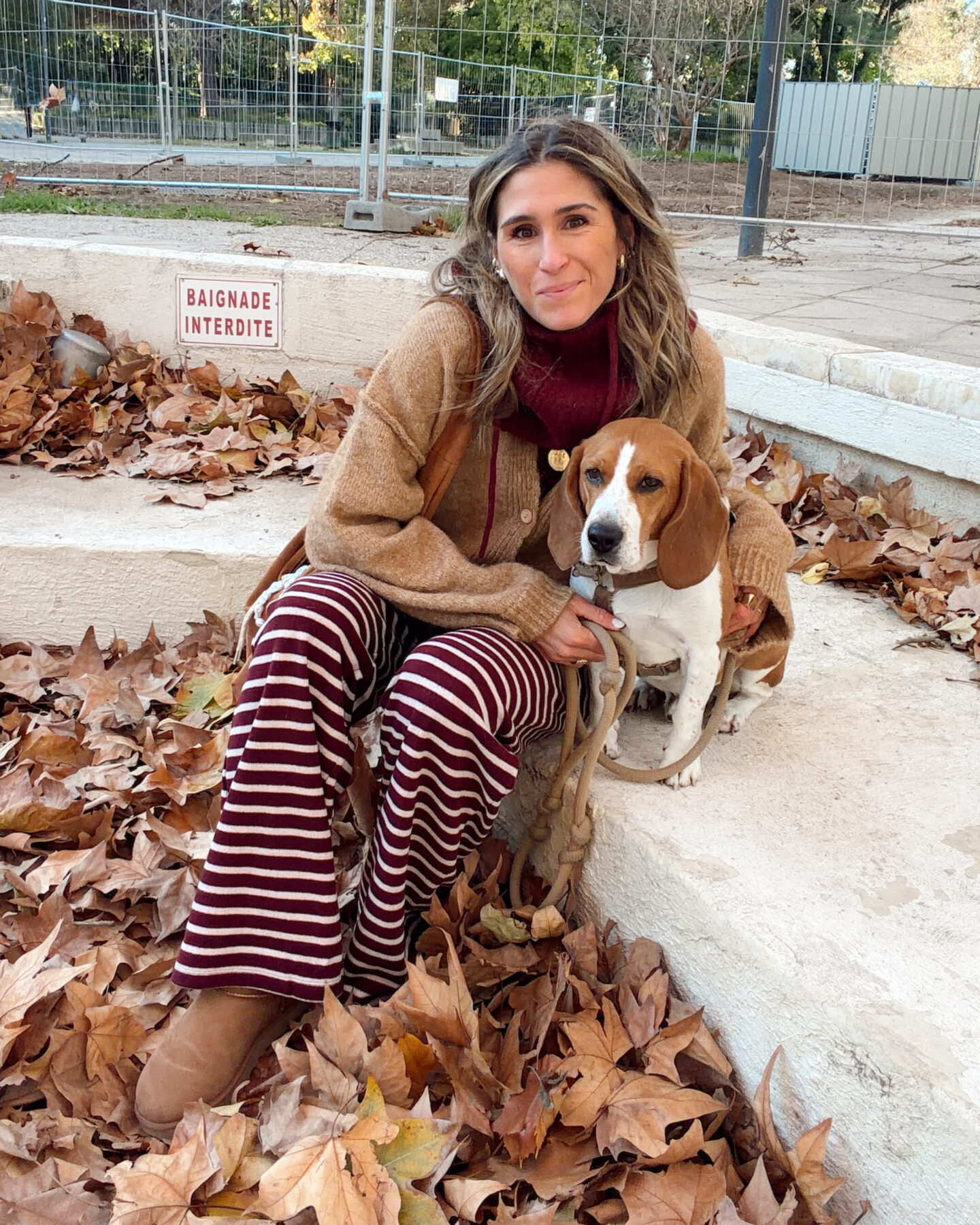 www.chonandchn.com pantalon rayé bordeaux ugg camel beagle mom