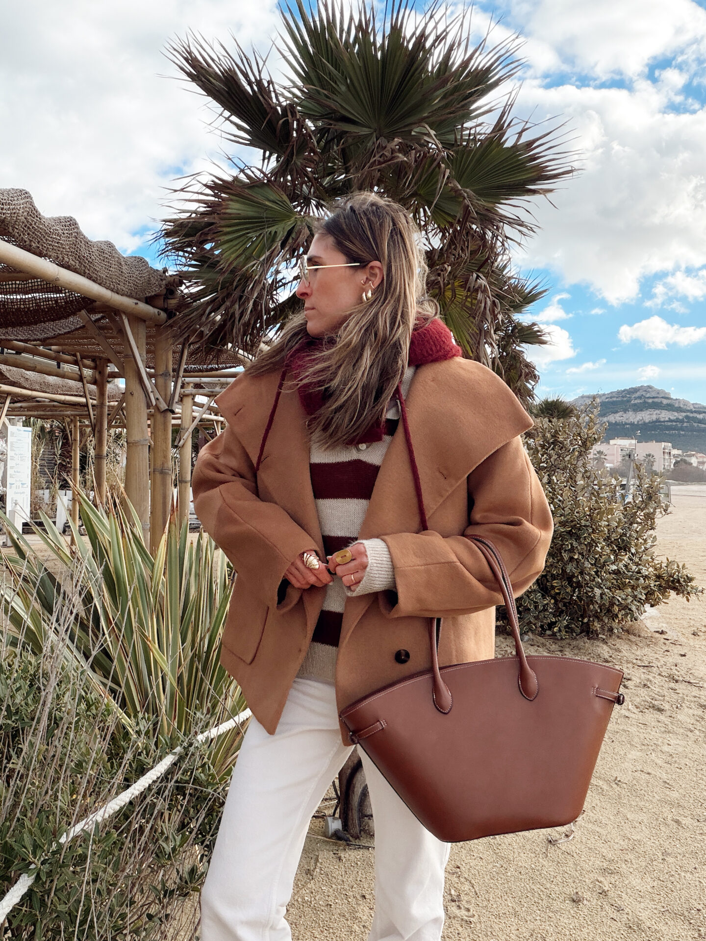 manteau laine camel col cheminée mango